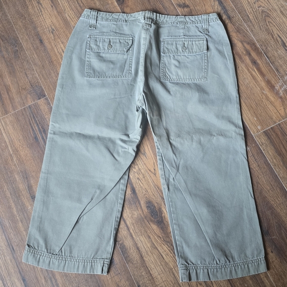 Eddie Bauer Capri Bottoms - Picture 3 of 6